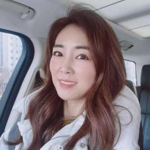 Sofie Jin, 35, woman