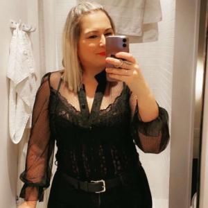 Meale|||, 31, woman