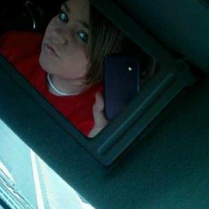 Sydnee, 31, woman